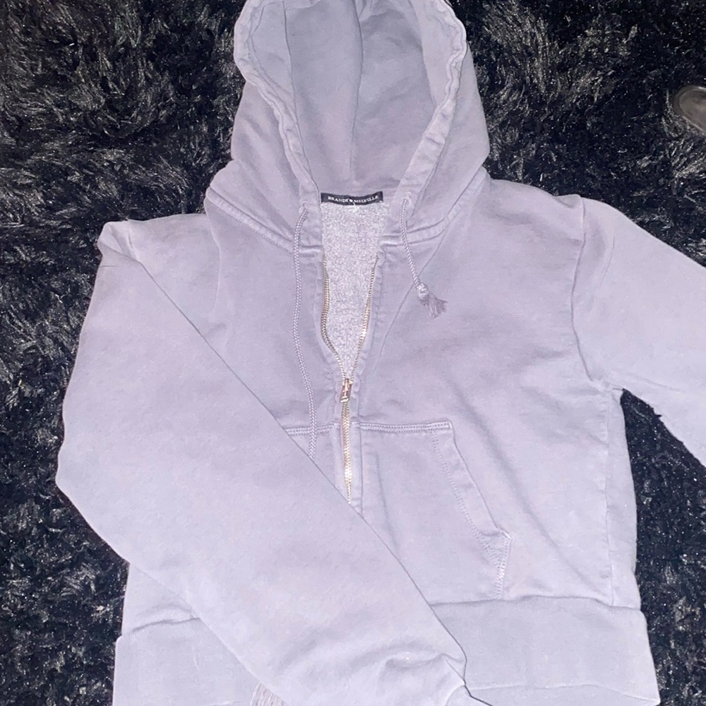 Brandy Melville cropped zip up jacket